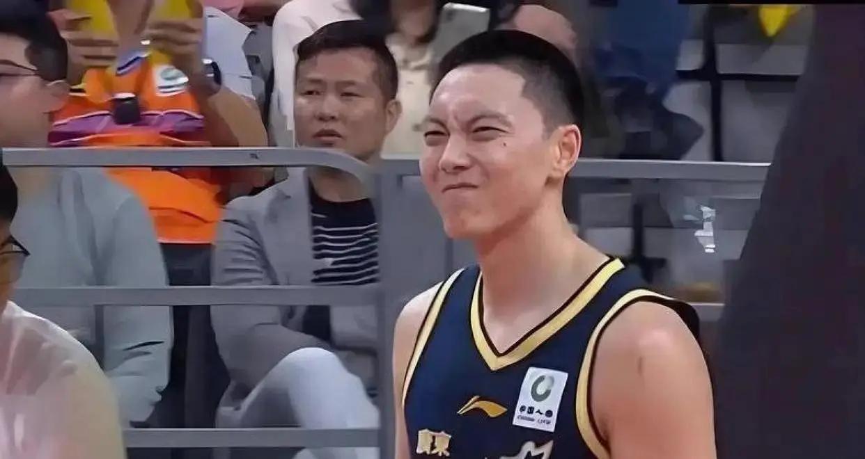 开云注册入口-扬眉吐气!CBA季后赛“证明自己身价”的三大球星